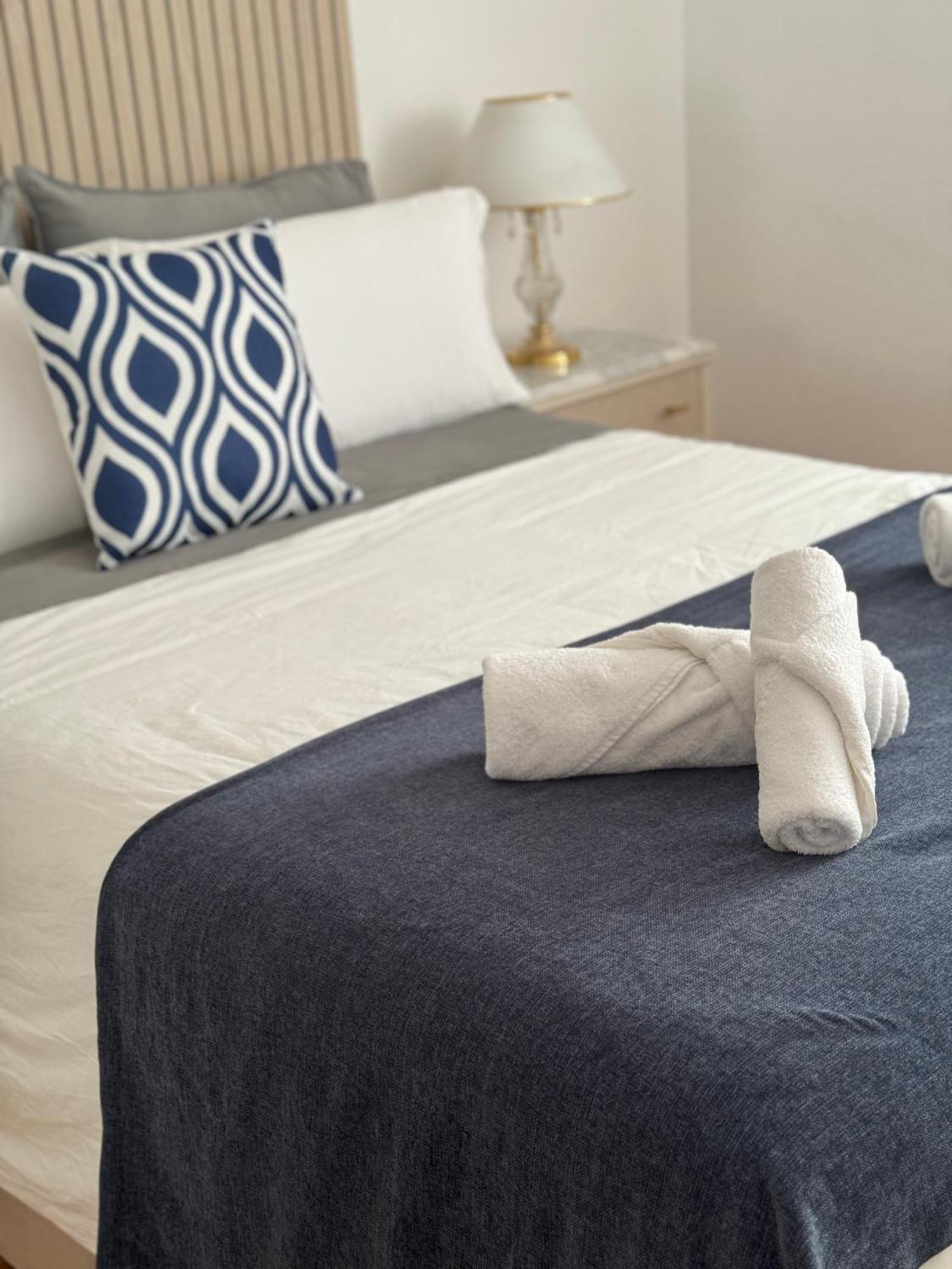 Tkm Home Amplio Y Familiar, Terraza Privada Севилья Экстерьер фото